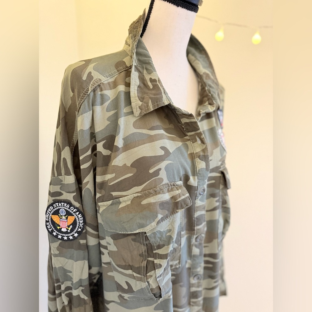 New Look Camouflage Button Down Shirt - Picture 4 of 5